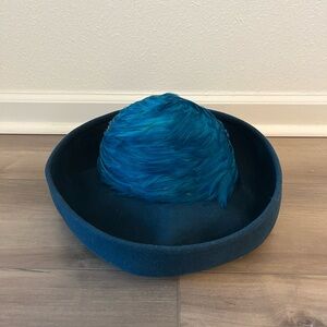 Mr John Vintage Hat OS 100%Wool Classic Feathers NY Paris Excello Made In USA